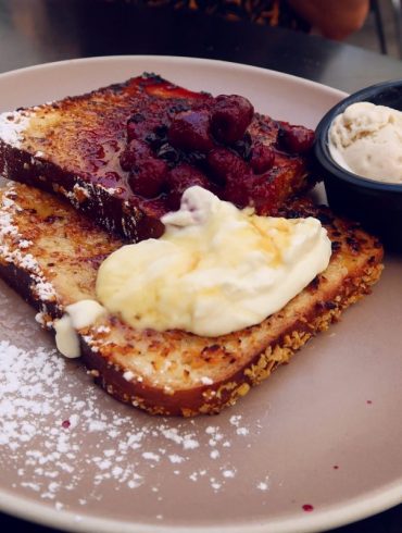 Best brunch in Barcelona @minkaguides Federal Sant Antoni French Toast