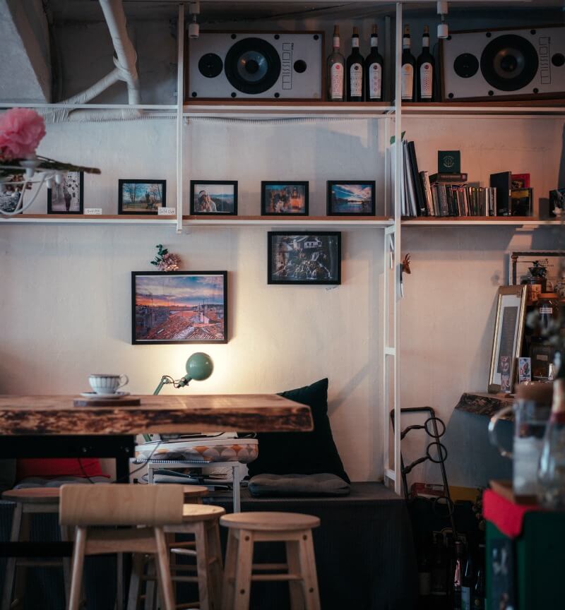 Unique things to do in Seoul cafe CREDIT rawkkim-unsplash