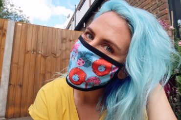 Dating during pandemic - face mask CREDIT Minka Guides