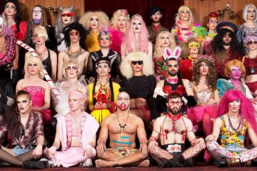 Doing drag - Sink The Pink family photo 2014 - cropped CREDIT Sink The Pink - Jacob Love