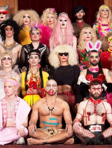 Doing drag - Sink The Pink family photo 2014 - cropped CREDIT Sink The Pink - Jacob Love
