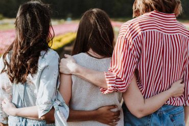 What does commitment mean in non-monogamy_ - share CREDIT Priscilla du Preez-Unsplash